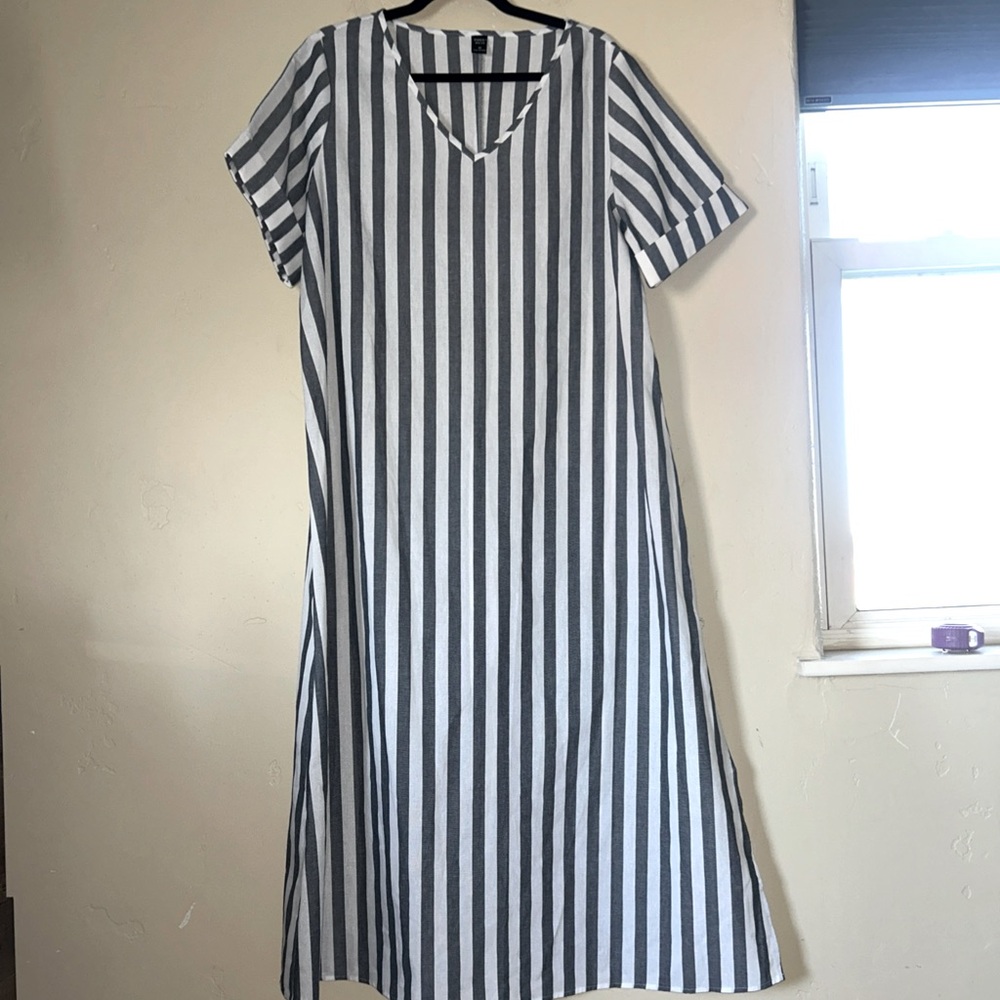 Emery Rose Grey And White Vertical Stripe Short Sleeve Maxi Dress Sz XL